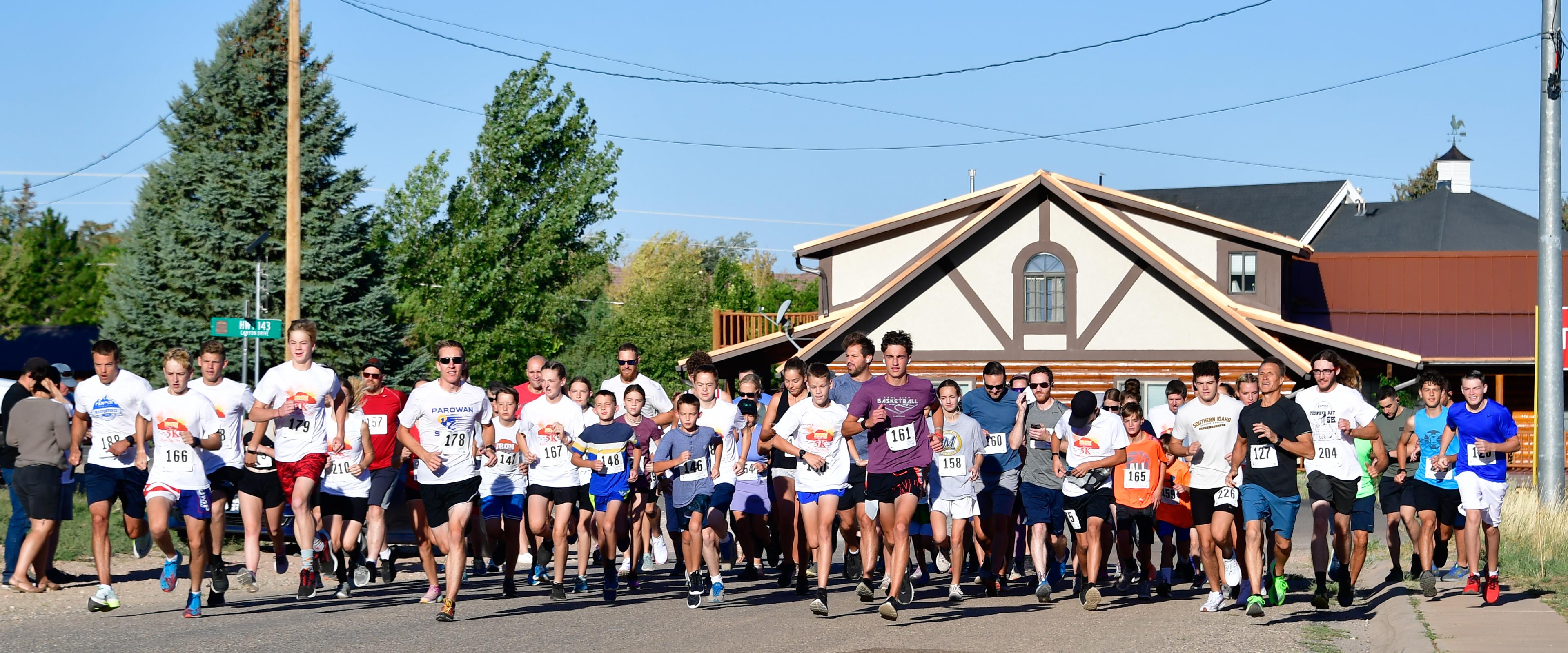 Group starting the race