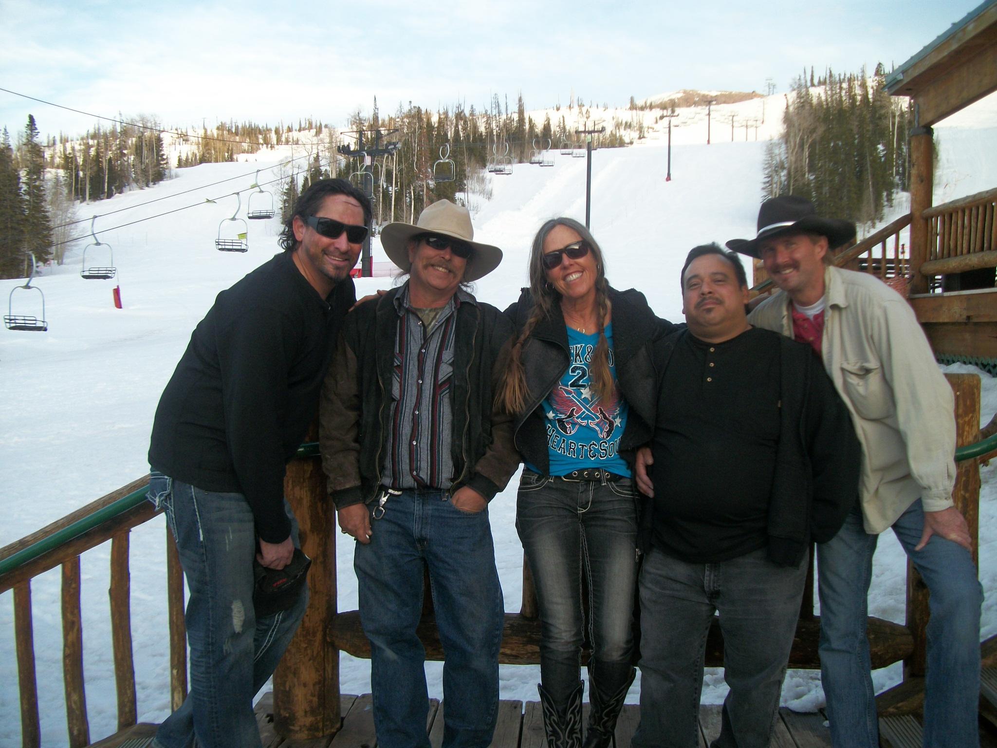 Muddy boots band 